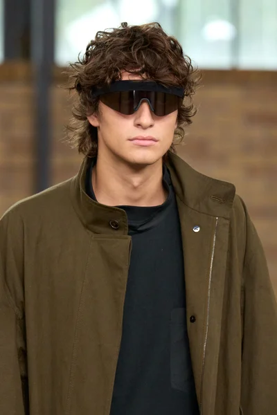 Look 52